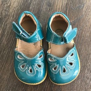 Toddler Girls Teal Petal Sandals
